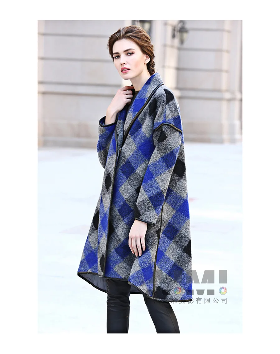 e-commerce Custom Womenswear creative photography
