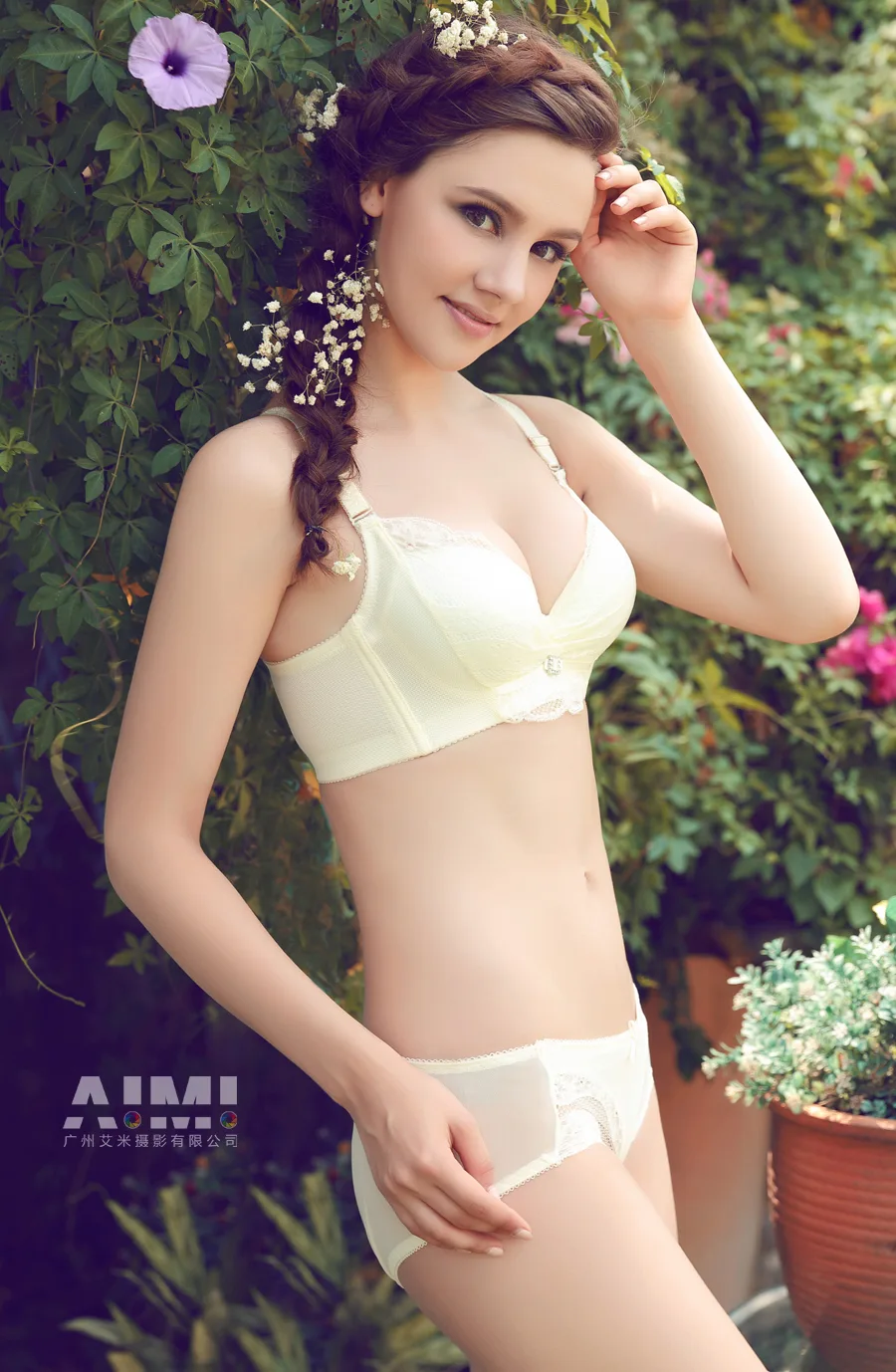 China Lingerie Model Photography Services | AIMI flat-lay photography