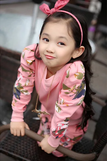 Professional kids clothing photography location street style fashion kids models