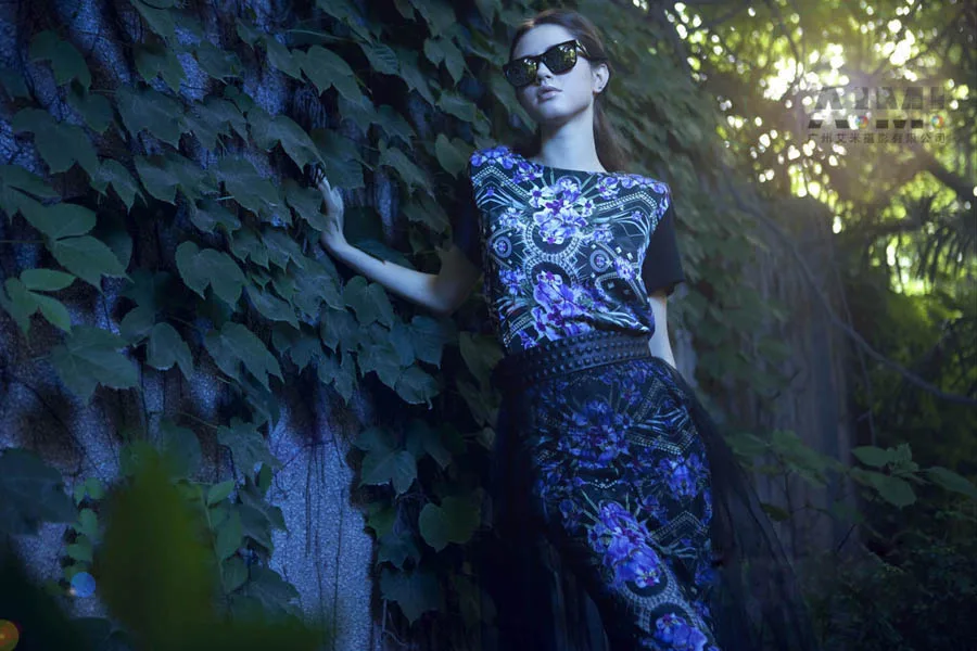 High-End Womenswear E-commerce on-model photography