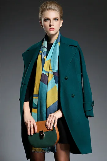 Guangzhou female clothing photo agencies Professional clothing models personalized custom photograph