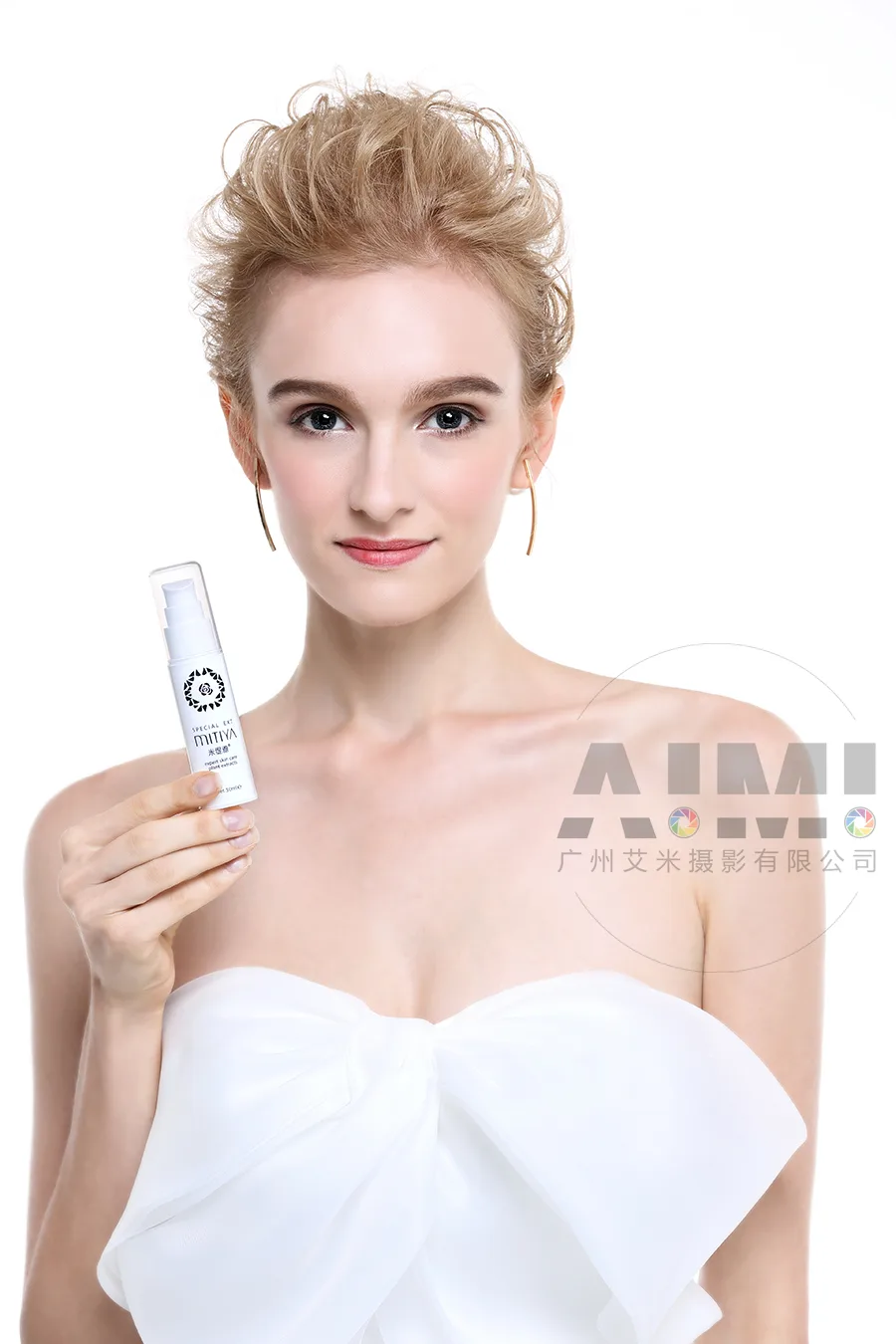 Women's Skirt & Dress E-commerce ghost mannequin photography