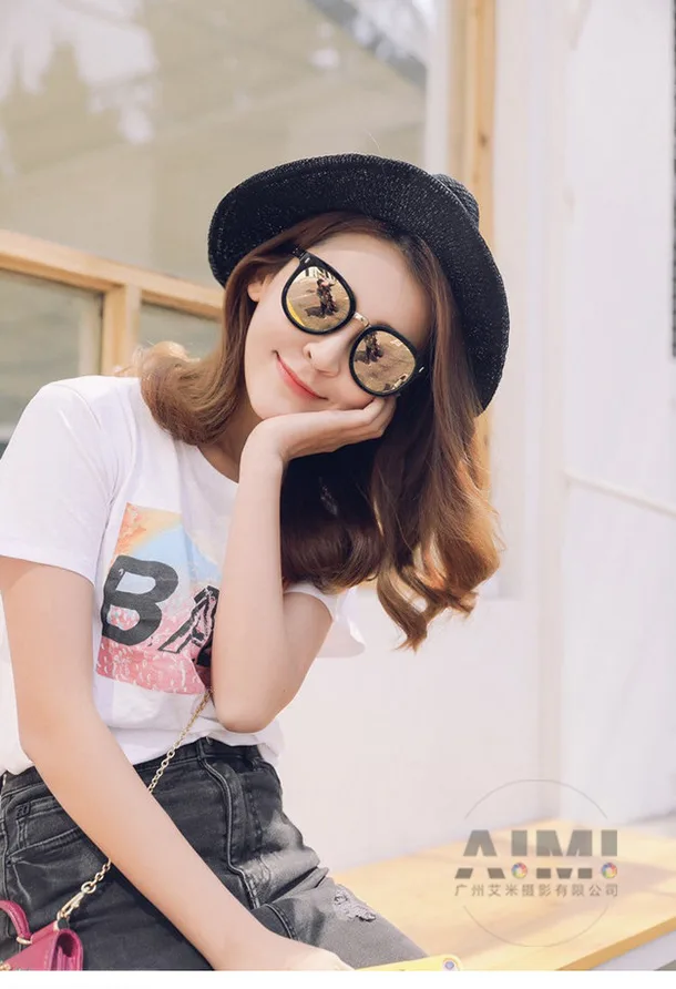 e-commerce Womenswear Model flat-lay photography