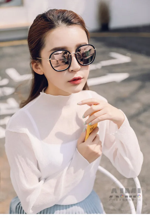 e-commerce Womenswear Model creative photography