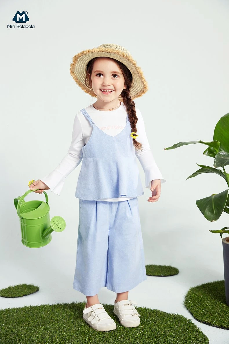 Kids Model Fashion Brand flat-lay photography