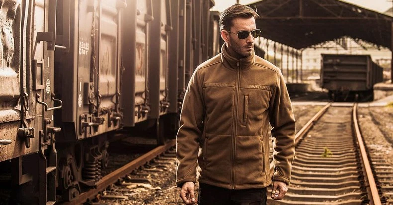 Menswear creative advertising photography Menswear outdoor scene photography