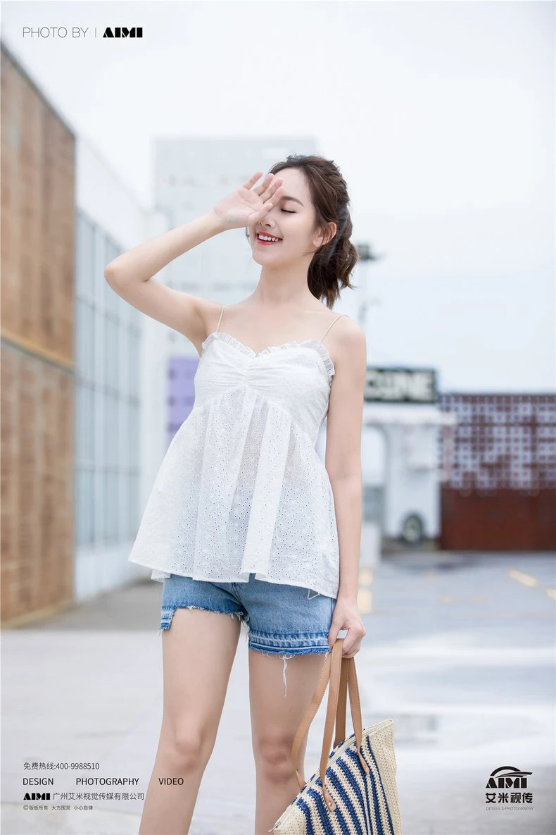 e-commerce Women's Clothing ghost mannequin photography