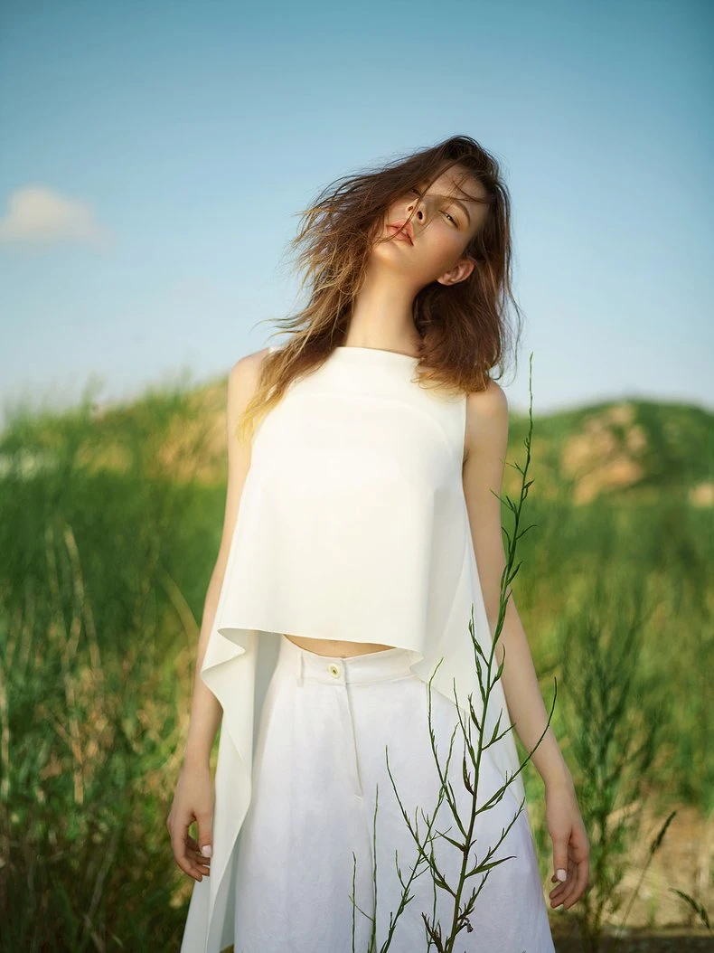 Womenswear Outdoor Commercial Advertising Video flat-lay photography