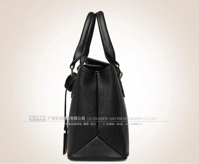 Guangzhou bag shooting company Professional female bag model brand publicity lifestyle photography