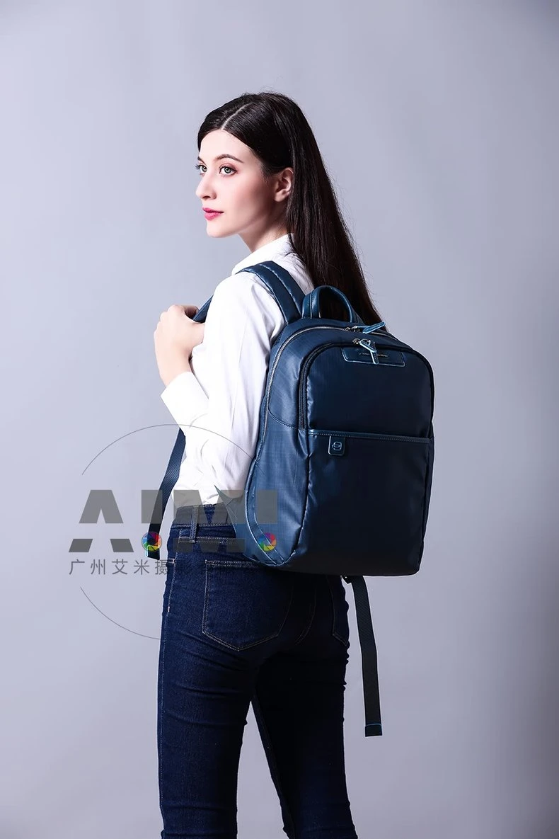 Bag commercial shooting effect Professional bag model shooting Guangzhou commercial photography comp lifestyle photography