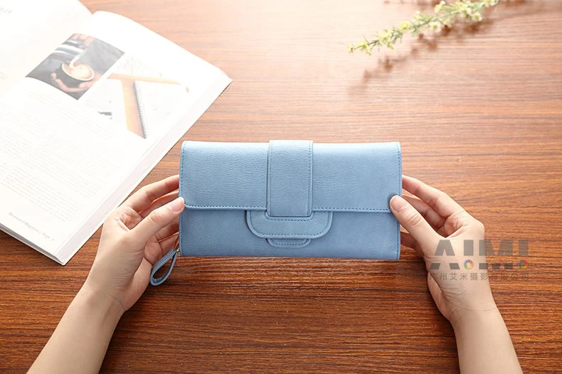 Wallet product photography hand touch bag photography service Guangzhou bag shooting company white background photography