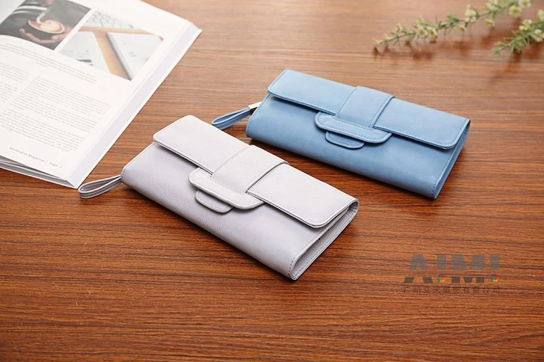 Wallet product photography hand touch bag photography service Guangzhou bag shooting company structured form photography