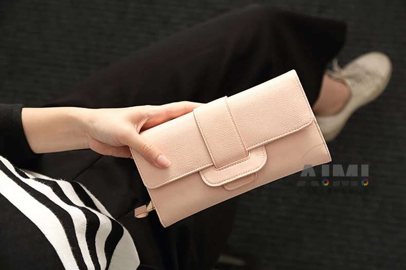 Wallet product photography hand touch bag photography service Guangzhou bag shooting company detail shot photography