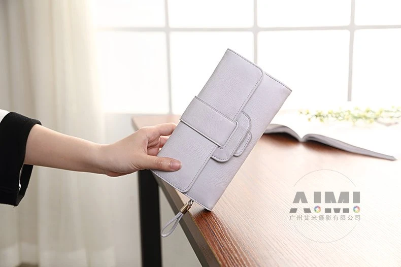 Wallet product photography hand touch bag photography service Guangzhou bag shooting company lifestyle photography