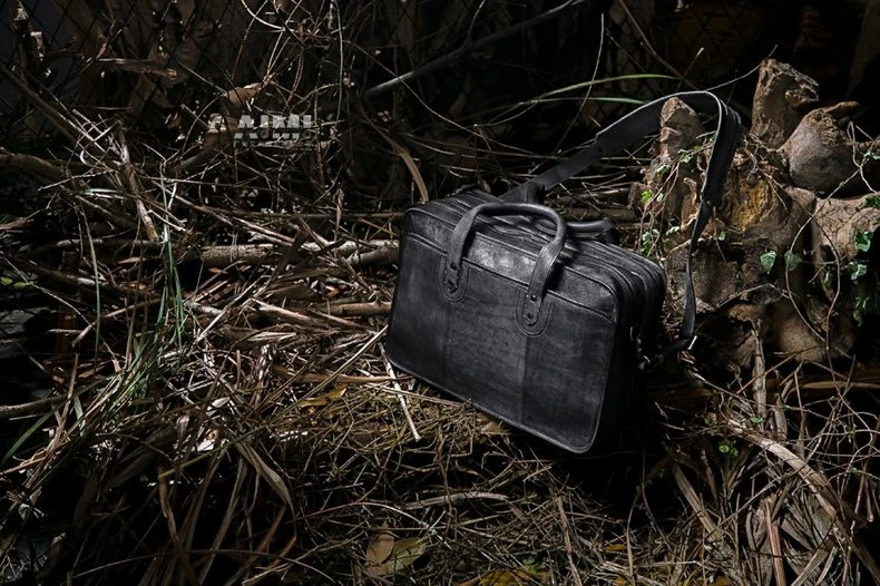 E-commerce leather bag creative shooting Guangzhou Tianhe shooting bag company detail shot photography