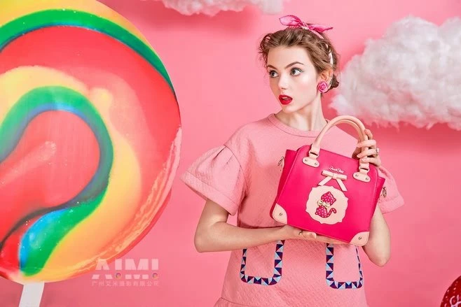 Ladies bag photography bag modeling photography e-commerce structured form photography