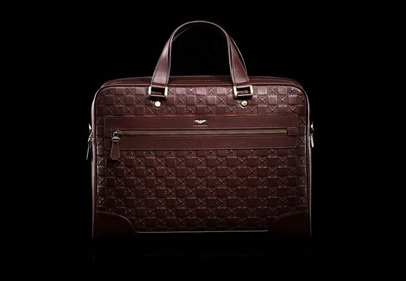 Guangzhou Tianhe bag shooting company Professional brand mens / womens bags structured form photography