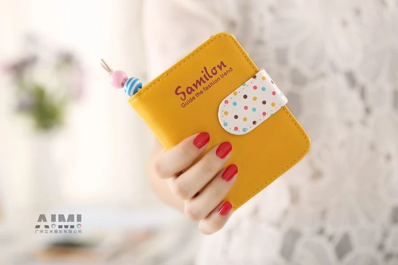 ladies purse scene shooting hand model clutch bag photo show Guangzhou bag shooting company flat-lay photography