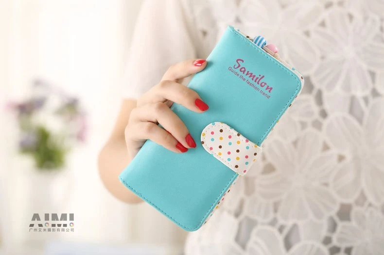 ladies purse scene shooting hand model clutch bag photo show Guangzhou bag shooting company lifestyle photography