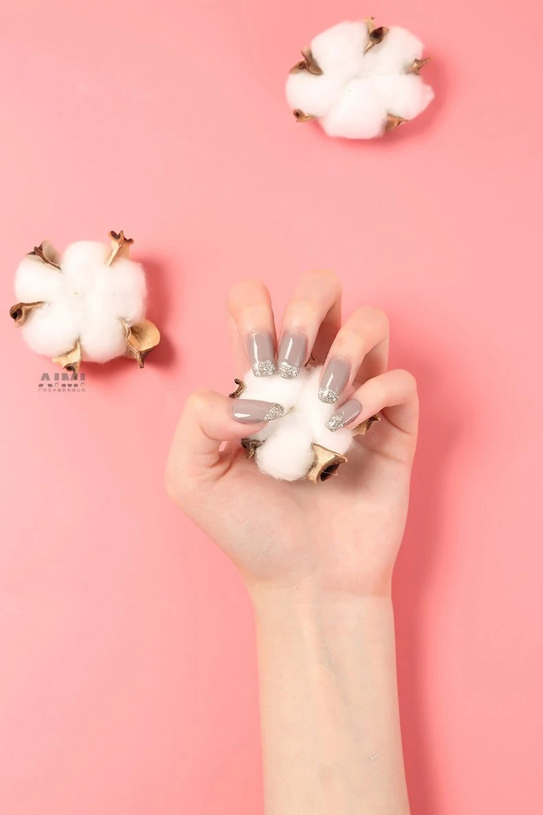 Beauty Nail Polish Scene Photography Hand Touch Product Detail white background photography