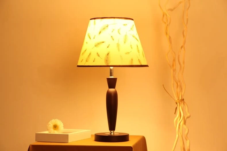 Table Lamp Warm-Tone Product Photography