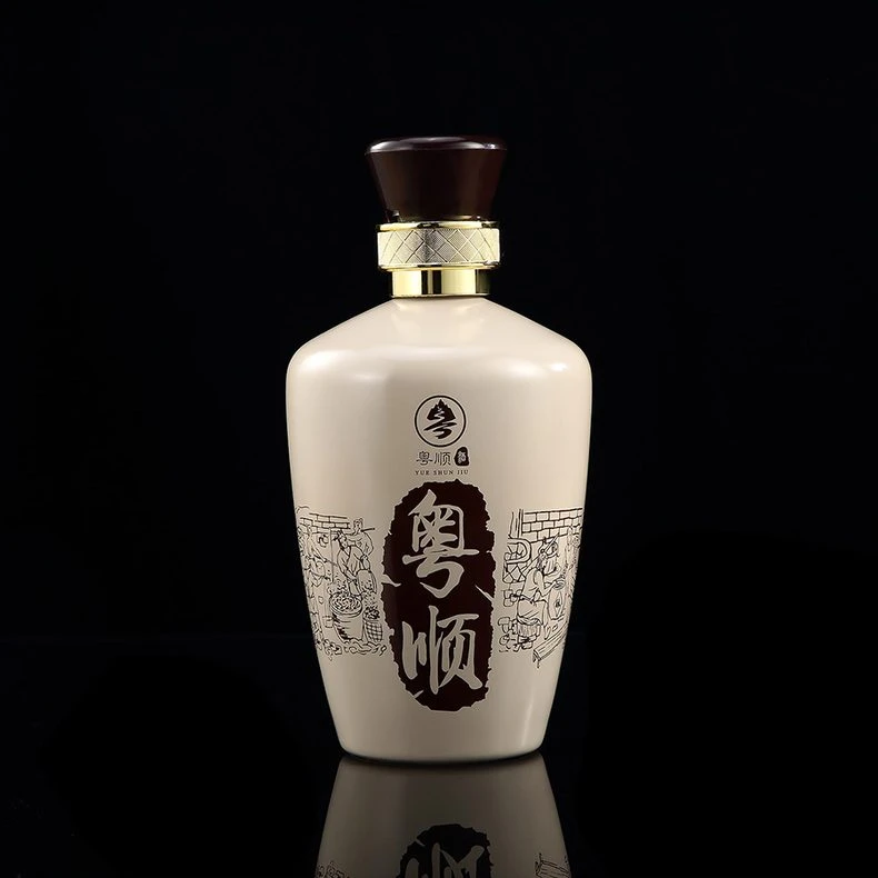Guangzhou White Wine Photography Company Wine Product Creative white background photography