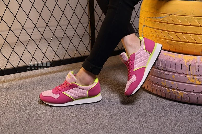 Guangzhou e-commerce high-end ladies shoes photography Professional leg model scene white background photography