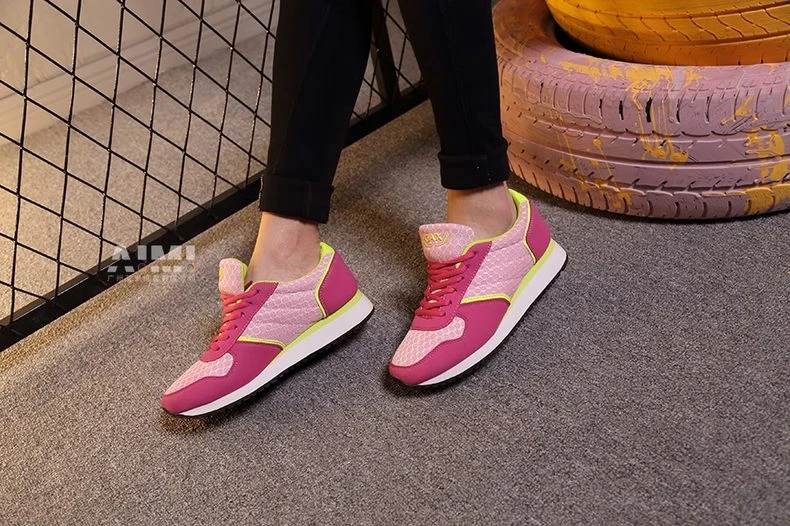 Guangzhou e-commerce high-end ladies shoes photography Professional leg model scene detail shot photography