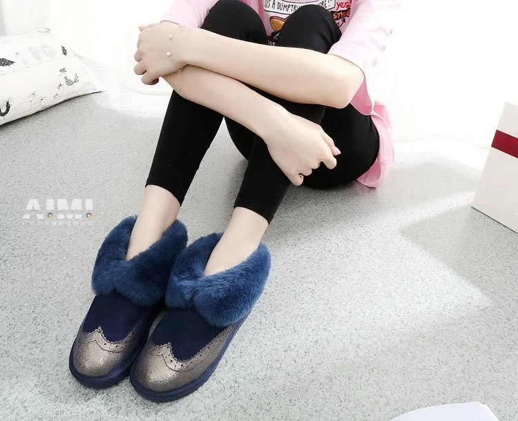 Guangzhou Ladies Shoes Photography Professional Foot Model Creative Photography e-commerce Ladies on-model photography