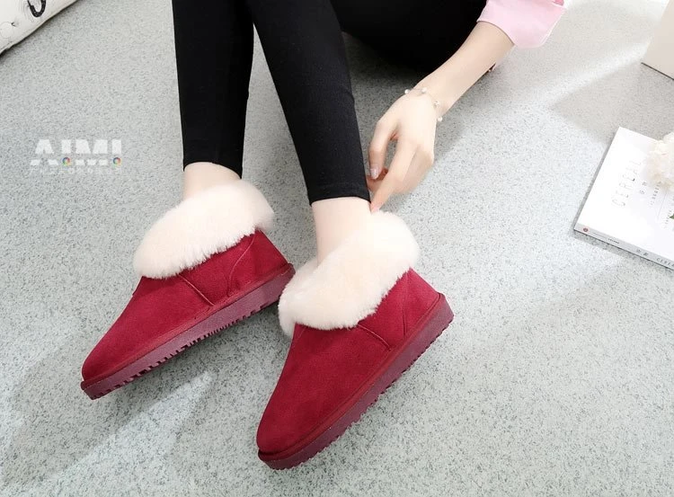 Guangzhou Ladies Shoes Photography Professional Foot Model Creative Photography e-commerce Ladies multi-angle photography