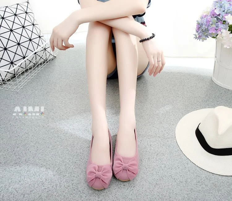 Guangzhou Ladies Shoes Photography Professional Foot Model Creative Photography e-commerce Ladies detail shot photography