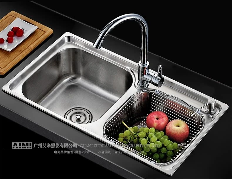 Stainless steel faucet real scene shooting Real scene display shooting creative photography