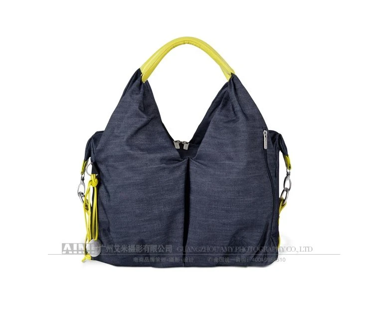 Mother and baby products Baby stroller shooting E-commerce main picture effect shooting white background photography