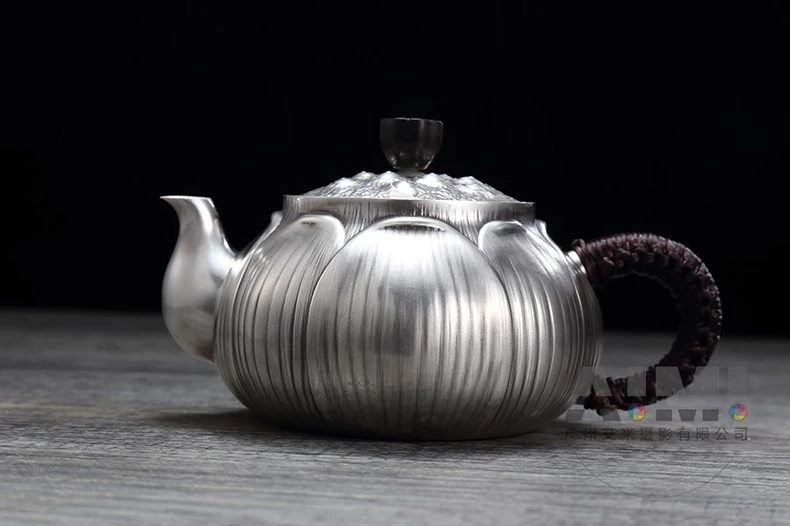 Silver Pot Still Life Photography Close-up Photography with Context Commercial Photography Company creative photography