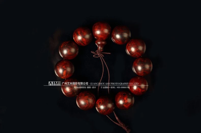 e-commerce shooting buddha beads bracelet Guangzhou product photography team creative shooting publicity white background photography