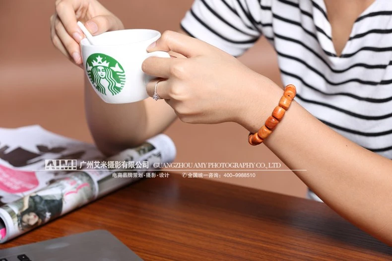 Sandalwood beads bracelet shooting e-commerce product photography jewelry shooting company lifestyle photography