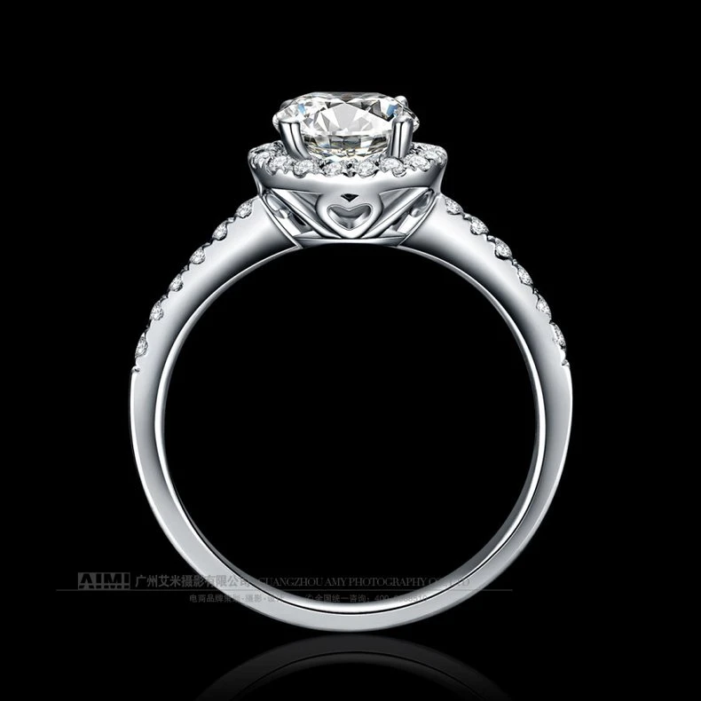 E-commerce jewelry brand shooting Product HD shooting effect fine-tuning white background photography