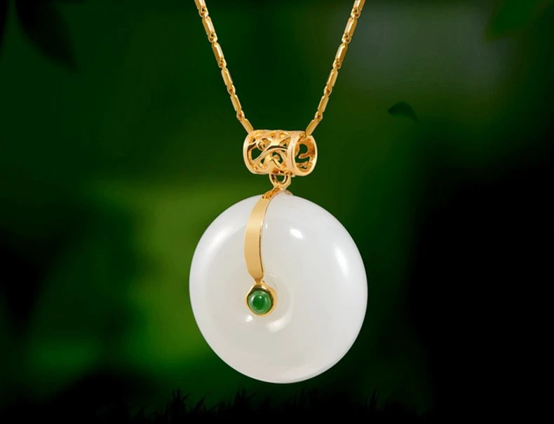 Jade product photography Guangzhou professional jewelry creative photography