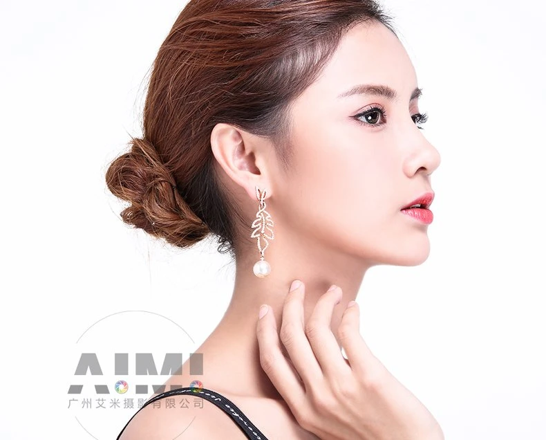 Branded Jewelry Product Photography in China