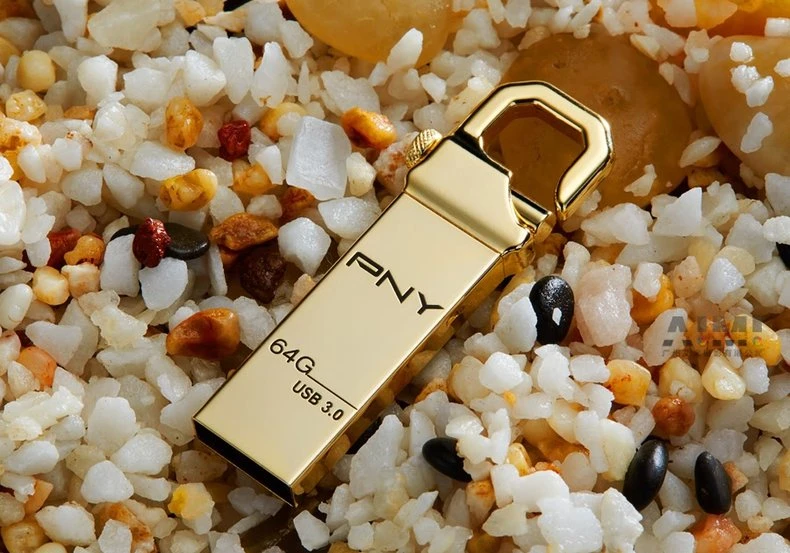 USB flash drive shooting HD detail close-up shooting E-commerce photography company white background photography
