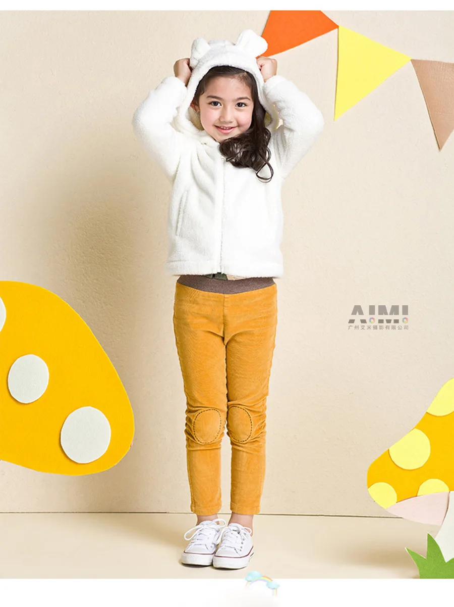 Brand Kids E-commerce Fashion flat-lay photography