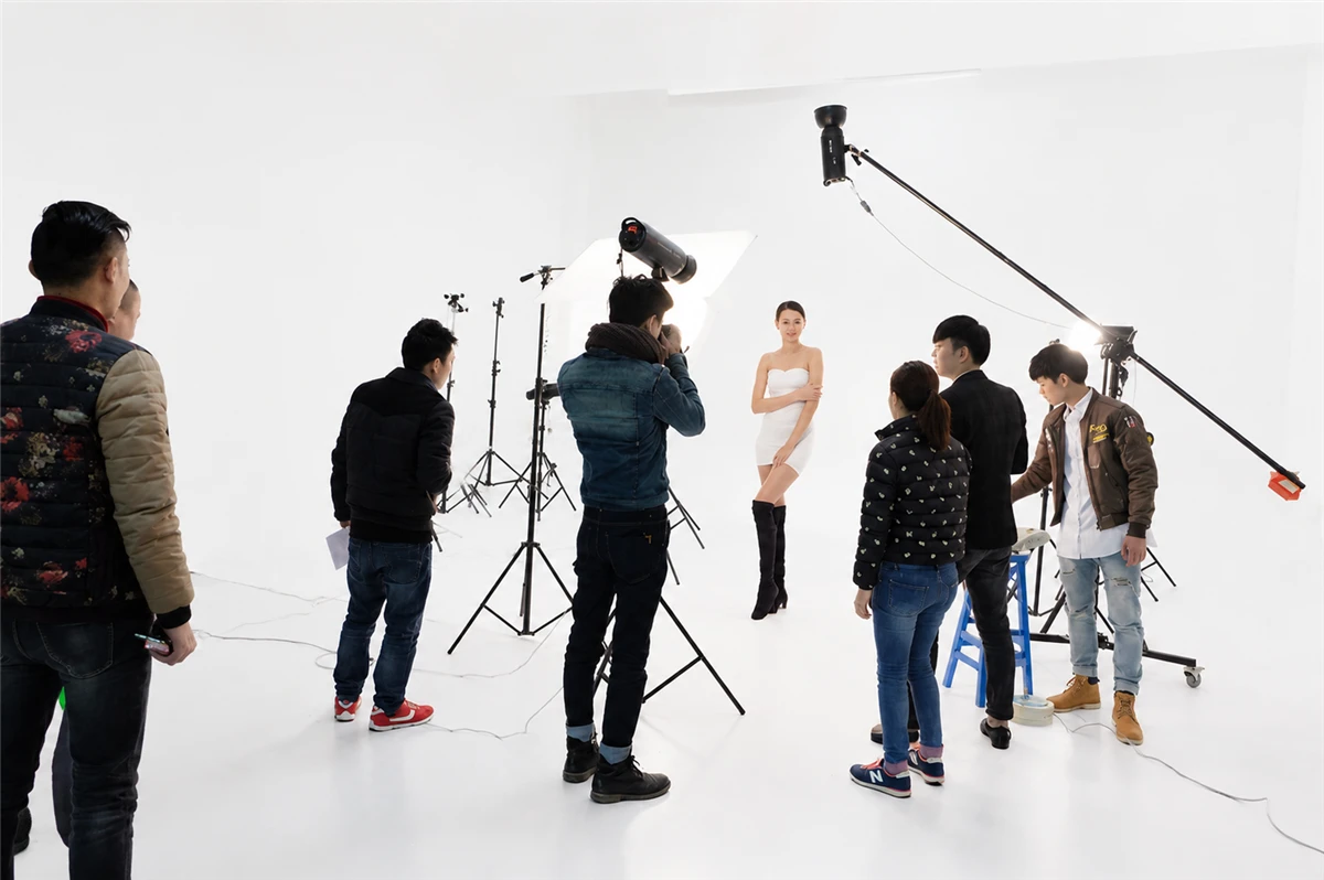 How AIMI Shoots Swimwear: A Production Breakdown for E-commerce and Campaign Imagery